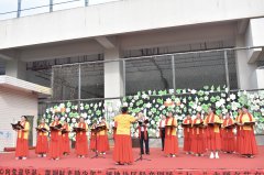 坪地社区|“红心闪耀颂党恩 百人同台展风华” ——坪地社区轻音剧场