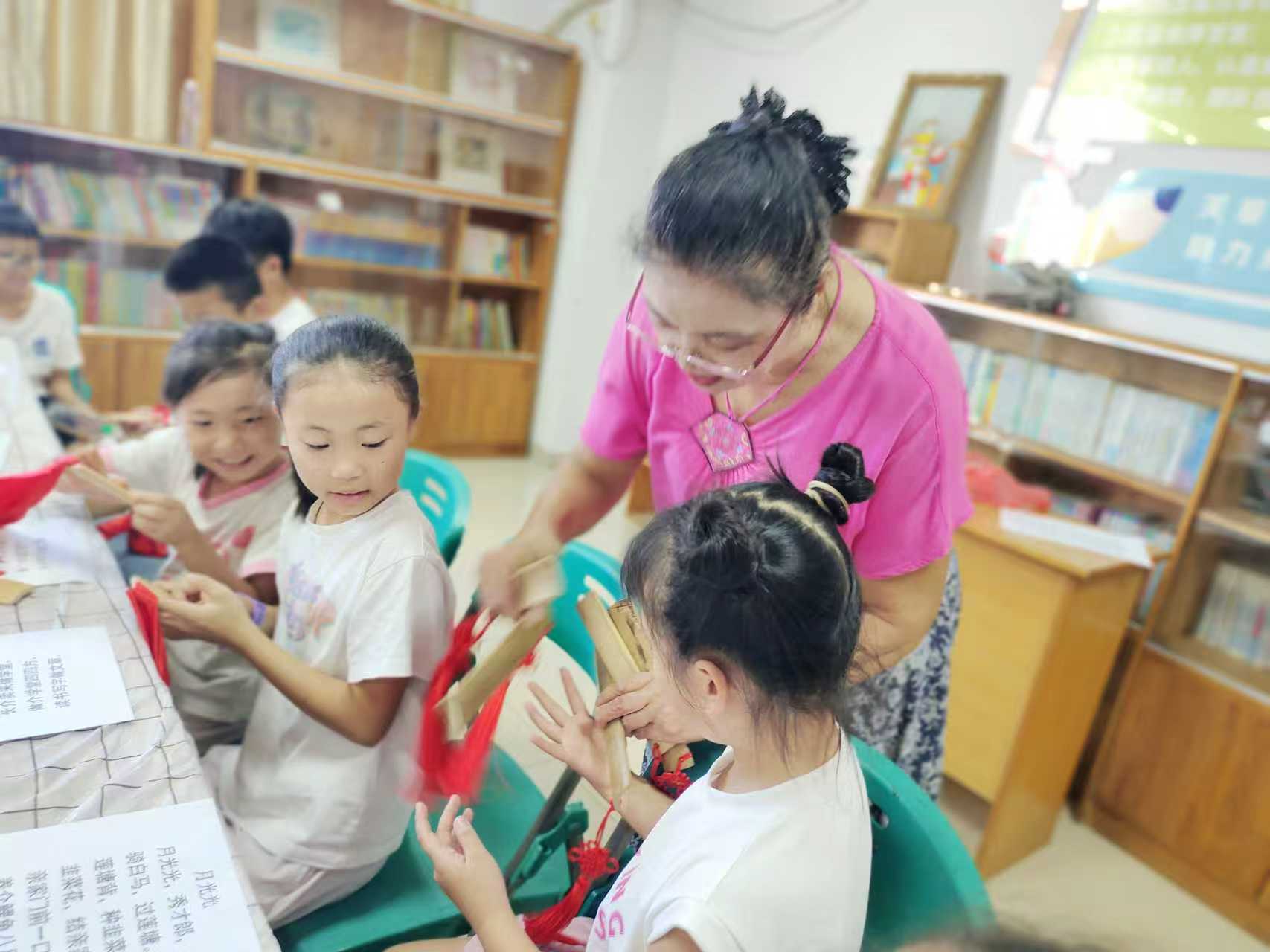 铭记历史，传承客韵 —— 四联社区青少年 爱国主义教育活动播撒红色