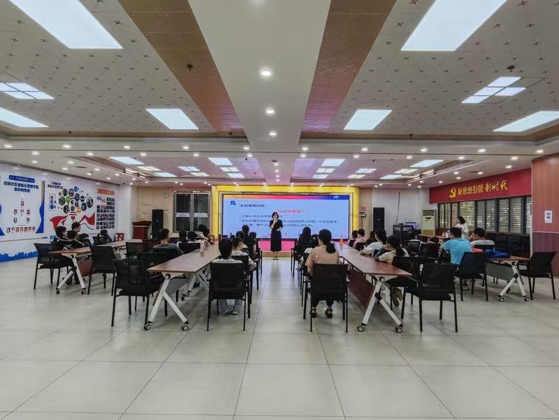 护航青春成长！横岗街道开展青少年生命教育专题讲座